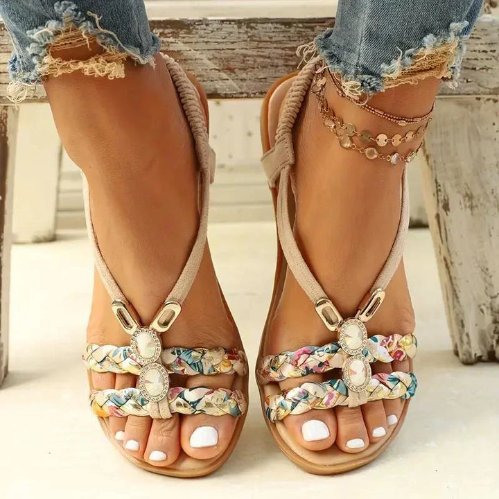 Veelzijdige dames sandalen Amira met boho kralen; comfortabel voor vrije tijd, strand of een zomerse outfit.