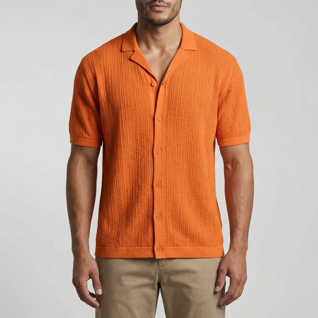 Modern heren gehaakt overhemd, casual met korte mouwen, voor een stijlvolle en comfortabele zomerse look.