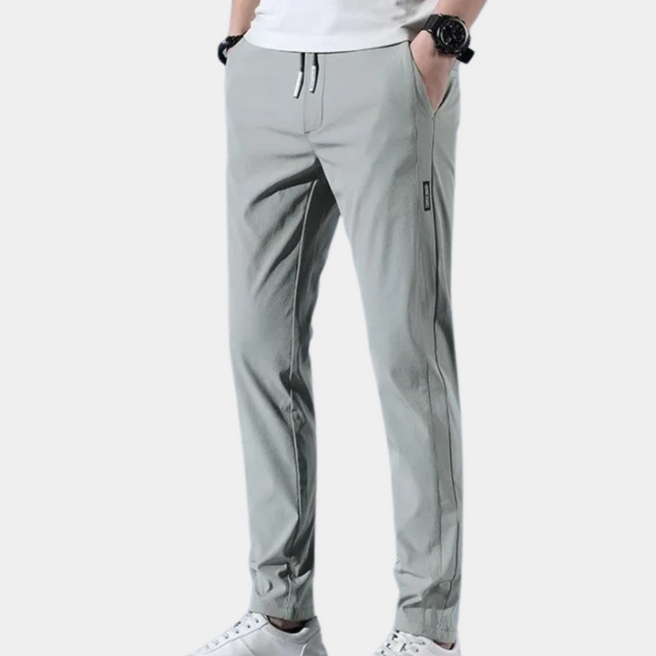 Heren sneldrogende broek, lichtgewicht en verstelbaar. Ideaal voor comfort en dagelijks gebruik.