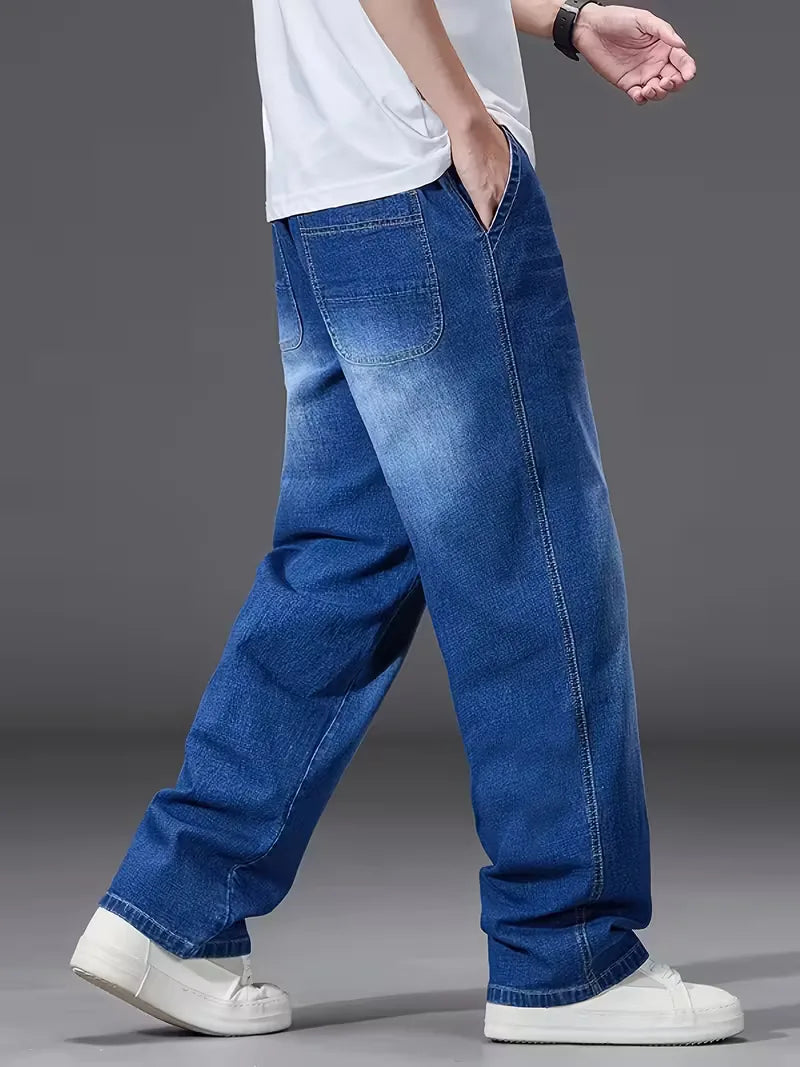 Heren spijkerbroek, losse pasvorm, elastische taille. Comfortabele casual jeans voor streetwear.
