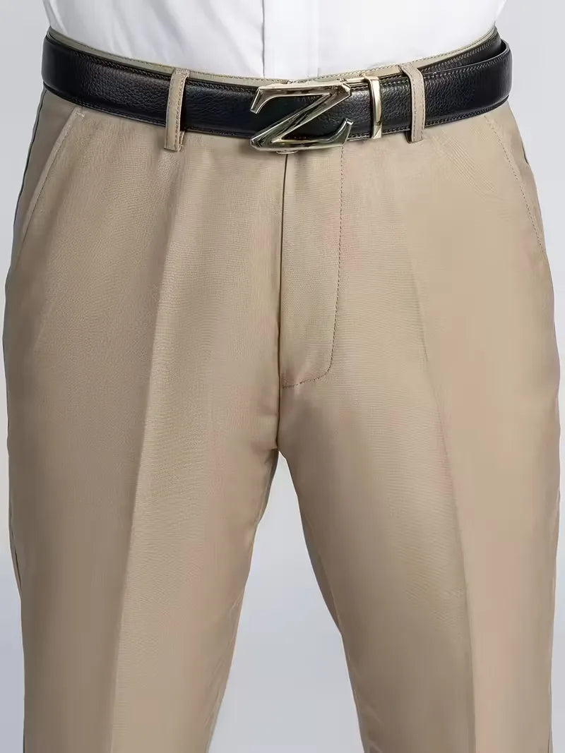 Heren regular fit broek, rechte pijp, ideaal als comfortabele vrijetijdsbroek.