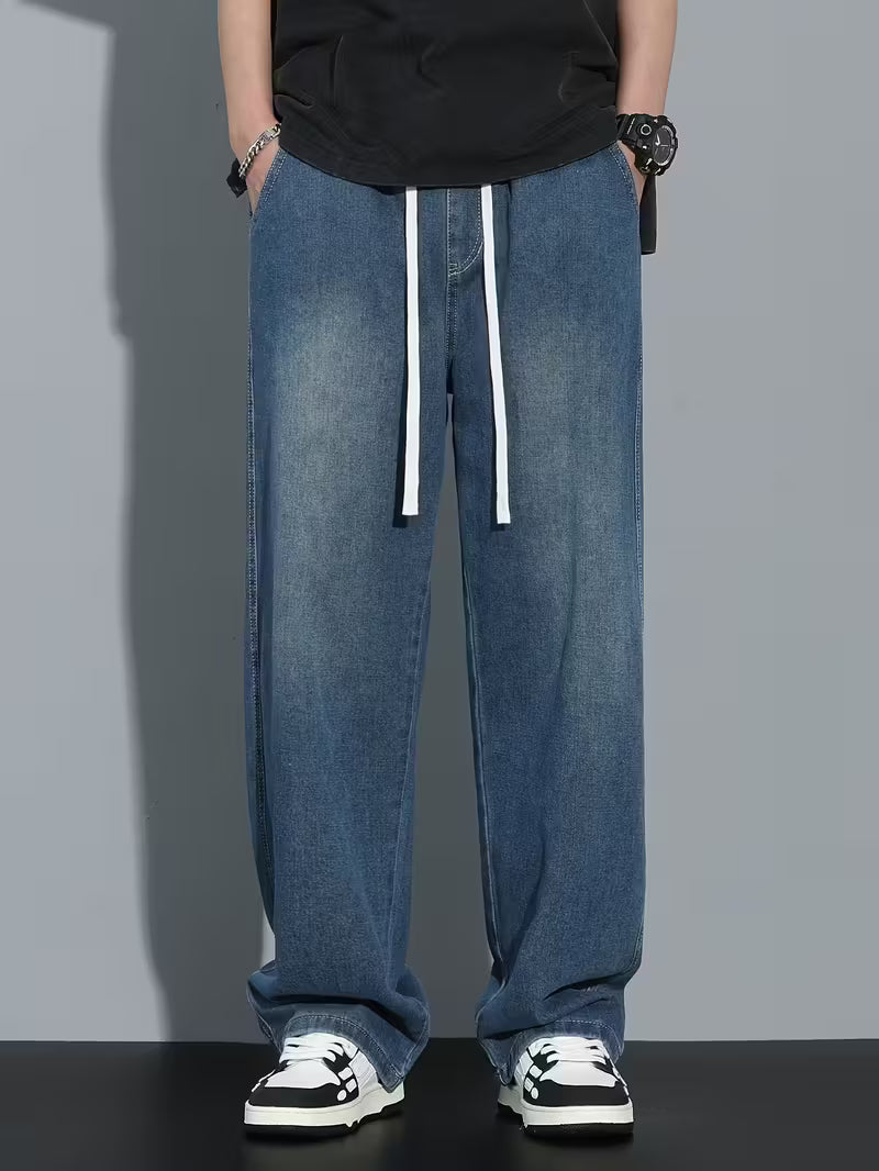 Veelzijdige heren straight fit broek, casual jeans met losse pasvorm. Comfortabel voor dagelijkse activiteiten.