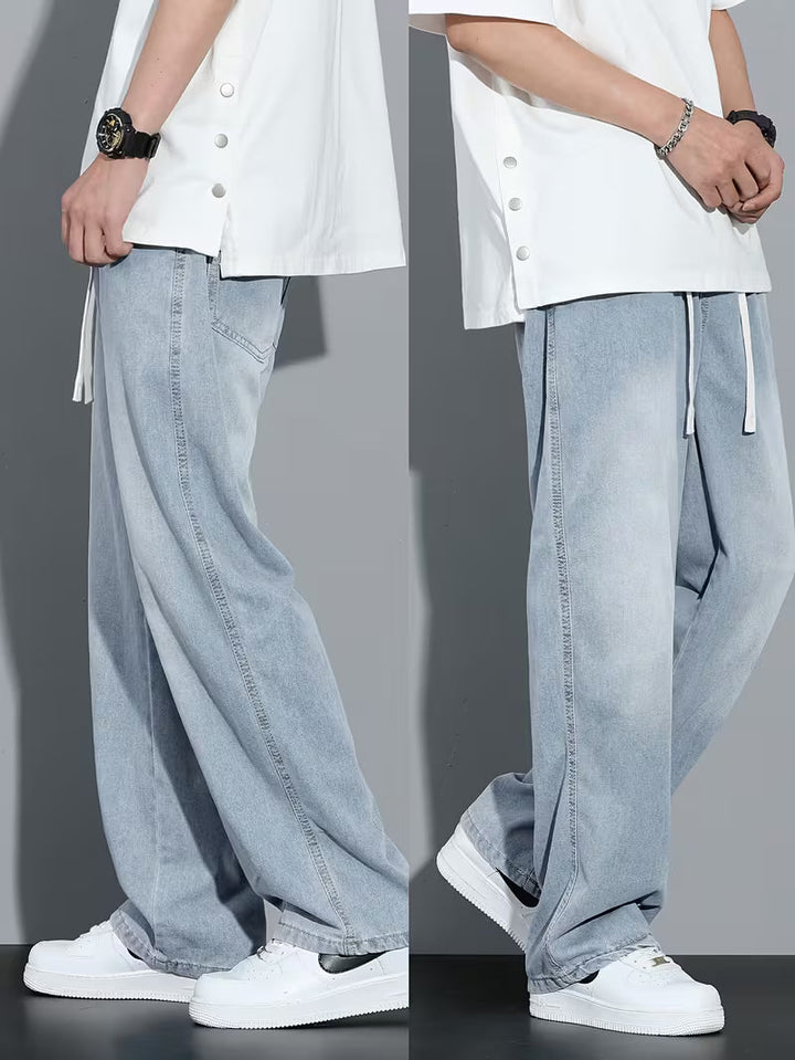 Stijlvolle casual heren jeans met een straight fit. Deze broek biedt een losse pasvorm en optimaal comfort.