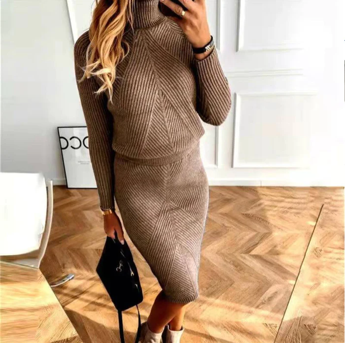 Veelzijdige gebreide jurk voor dames, combineert warmte met een modieuze look.
