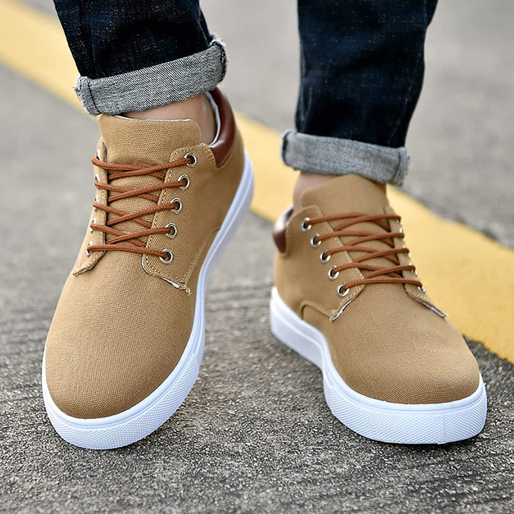 Trendy heren casual sneakers, ontworpen voor comfort en duurzaamheid in herfstmode.
