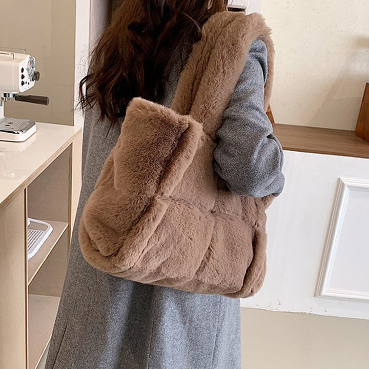 Zachte Pipa dames pluche tas; een stijlvolle en comfortabele handtas, ideaal voor wintermode.