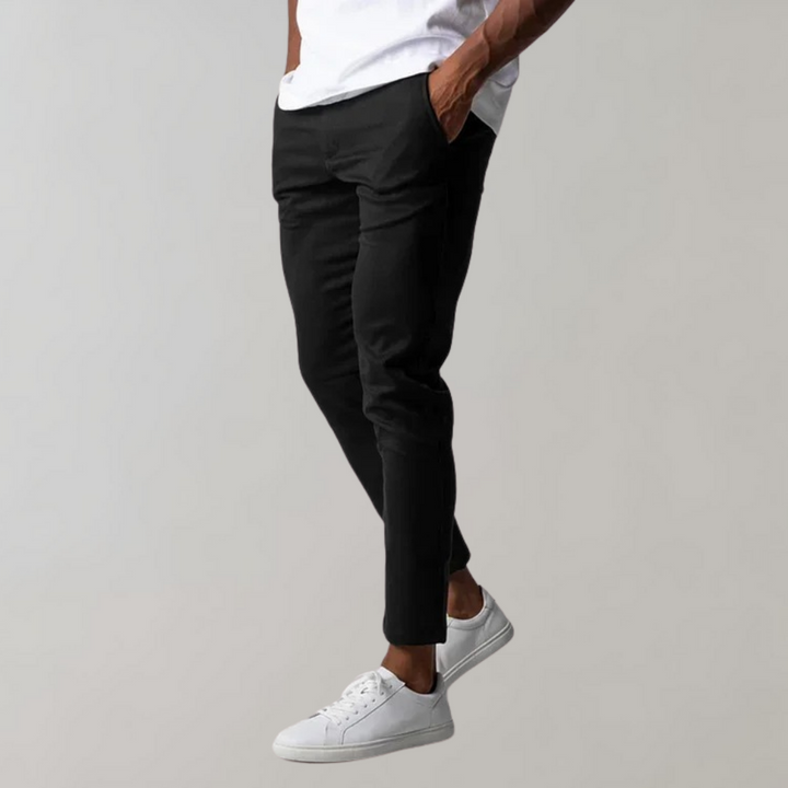 Hoge kwaliteit Levi casual heren chinobroek, duurzaam en comfortabel. Een tijdloze toevoeging aan je kleding.