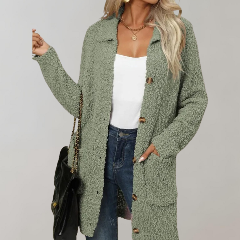 Lang en elegant damesvest Branka met praktische zakken. Perfect voor een casual én modieuze uitstraling.