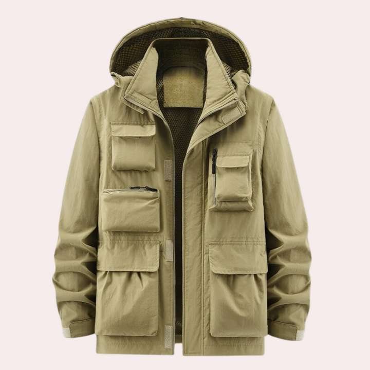 Modieuze heren winterjas in regulier fit, comfortabel en warm. Waterdicht en winddicht, ideaal voor casual koud weer.