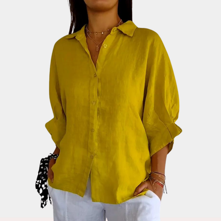 Elegante linnen damesblouse Ysolde met lange mouwen en knoopsluiting, perfect voor zomerse dagen.