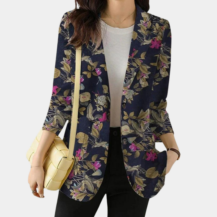 Elegante dames gebloemde blazer, perfect voor lente/zomer outfits. Trendy jasje uit de nieuwe collectie.