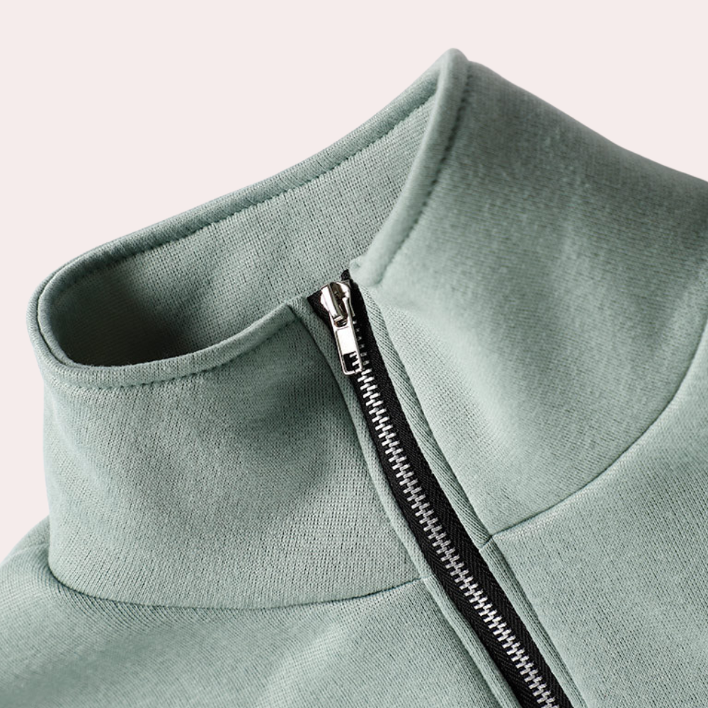 Sportief dames comfortpak met losse pasvorm, perfect als sportpak of trendy vrijetijdskleding.