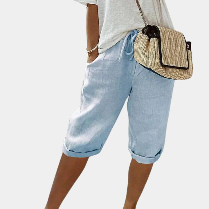 Hoymans dames comfortshorts, ideaal voor warme dagen. Luchtig, stijlvol en comfortabel voor zomerse outfits.