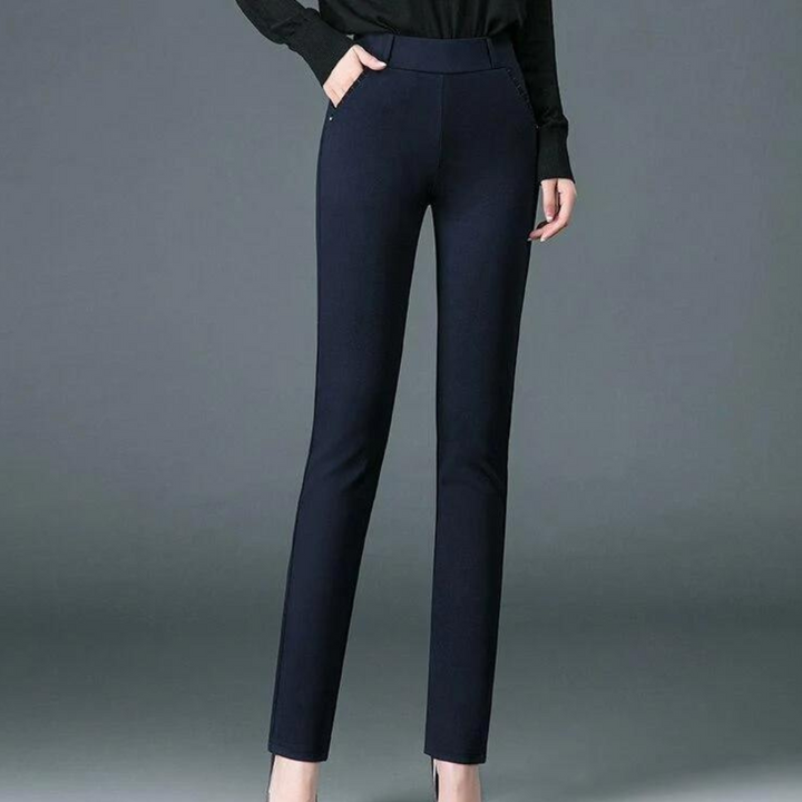 Rechte damesbroek Celeste, elegant en comfortabel, perfect voor de modebewuste vrouw.