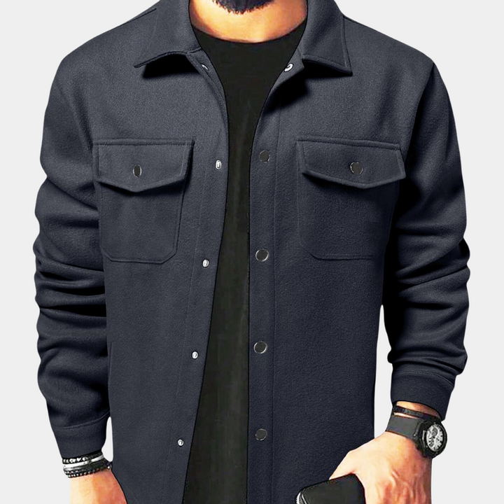 Hoymans herenjas: comfortabele button-down bovenkleding. Stijlvolle polyester jas, casual of smart casual, ideaal voor herfst en winter.