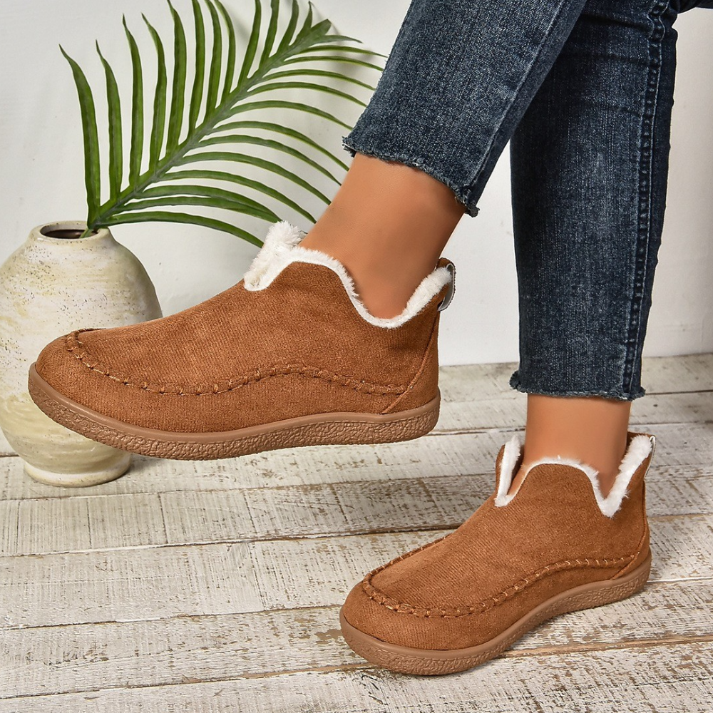 Warme damespantoffels Selene voor ultiem comfort thuis, ideaal voor winter en koude voeten.