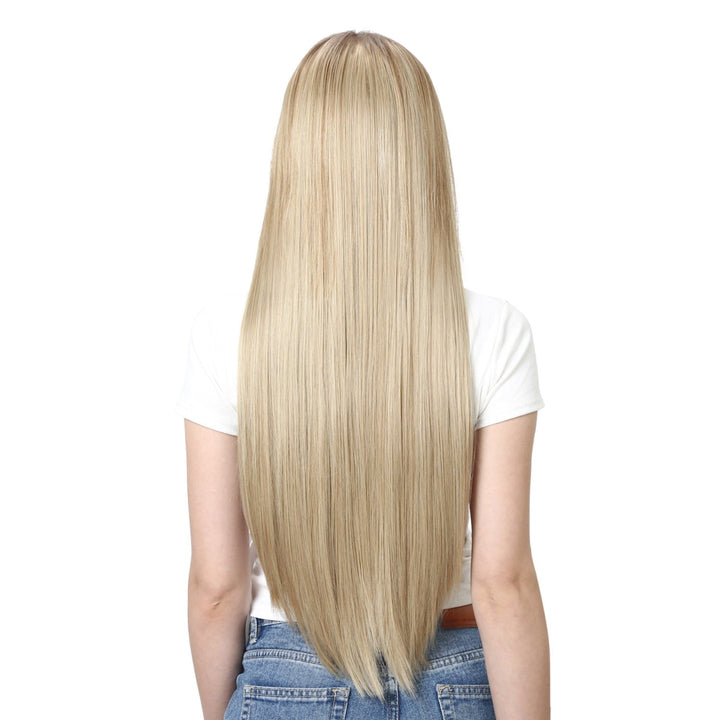 Clip-in keratine hairextensions: eenvoudig extra lengte en volume voor uw haarstyling.