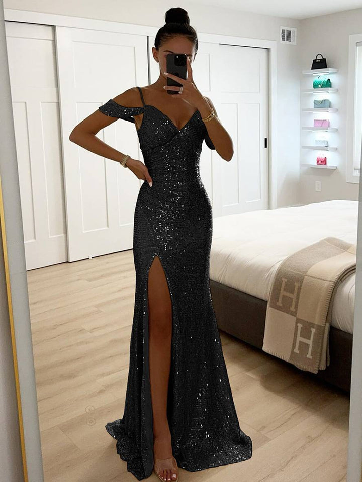 Mouwloze glitter V-hals jurk voor dames. Lange pailletten avondjurk met elegante uitstraling.
