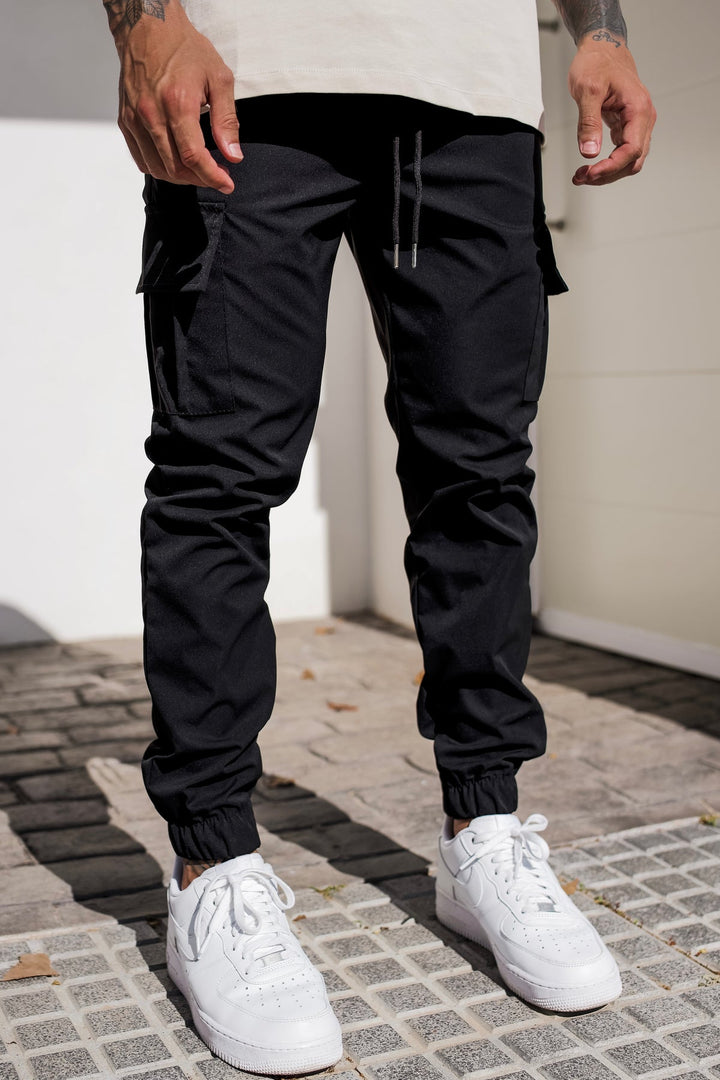 Heren cargo broek met verstelbare taille voor optimale pasvorm en ultiem draagcomfort.