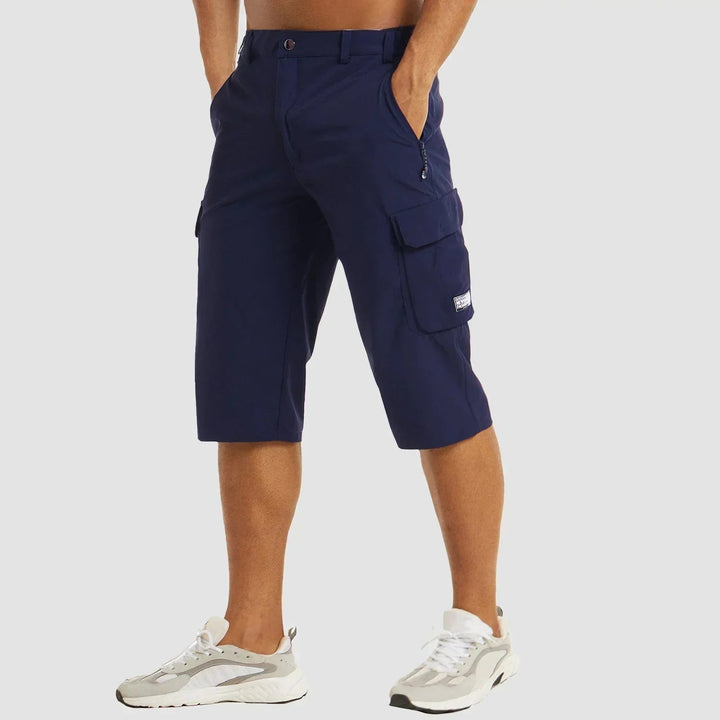 Veelzijdige heren cargo korte broek, sneldrogend en lichtgewicht, essentieel voor zomerse reizen.