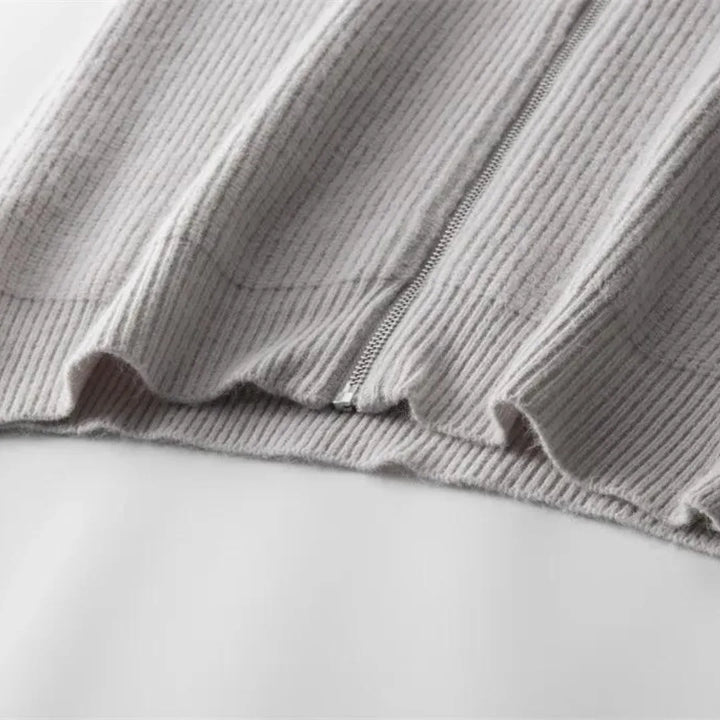 Stijlvol heren ritsvest met opstaande kraag van puur cashmere, perfect voor gelaagde kleding.