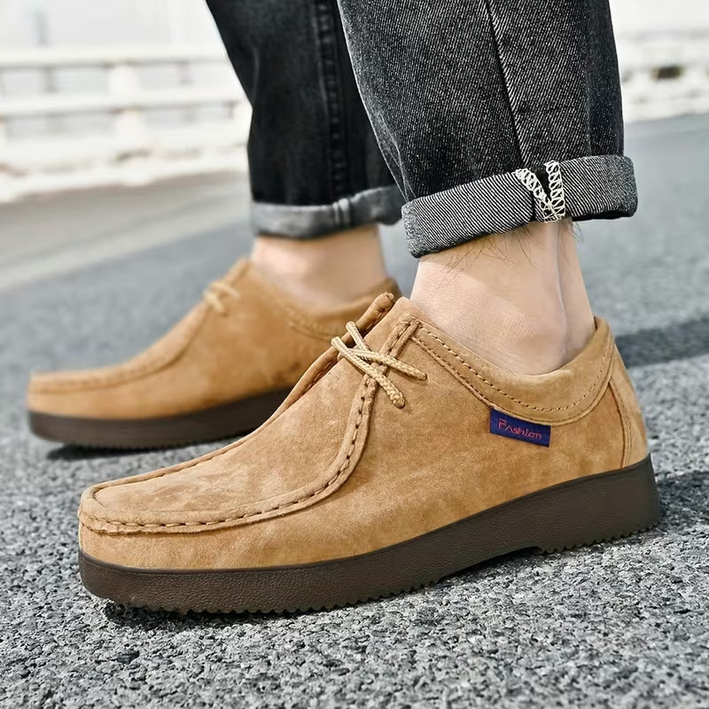 Veelzijdige heren casual schoenen met antislip zool, geschikt voor werk en vrije tijd.