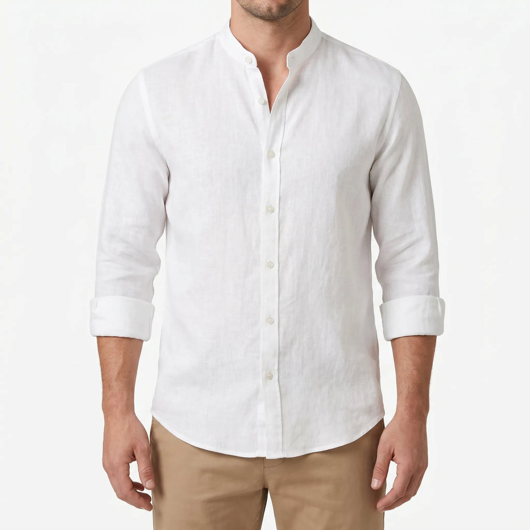 Losvallend heren overhemd met lange mouw en knopen. Casual en stijlvol, essentieel voor herenmode.