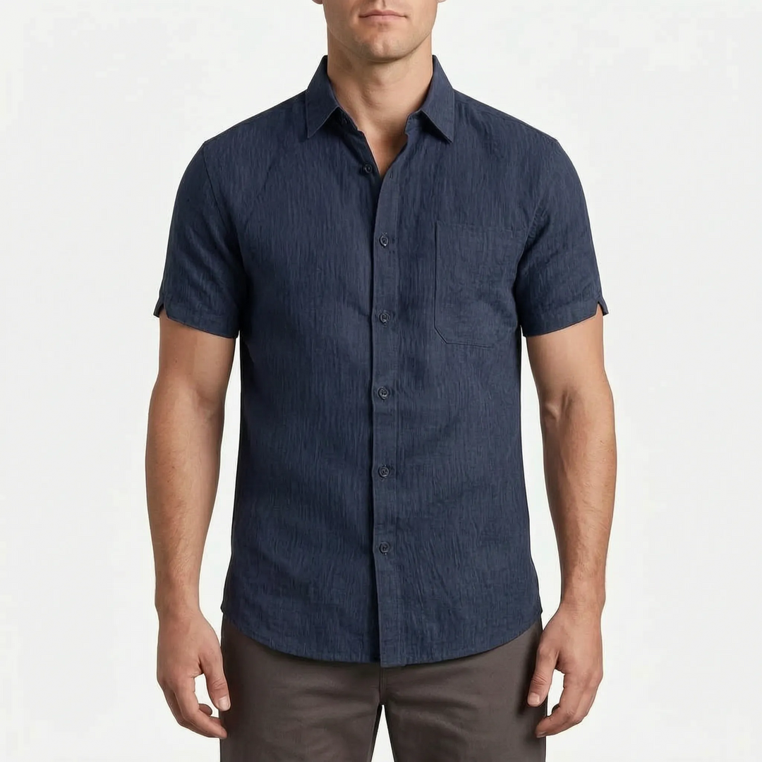 Ademend casual herenoverhemd met korte mouwen, ontworpen voor optimaal comfort op warme zomerdagen.