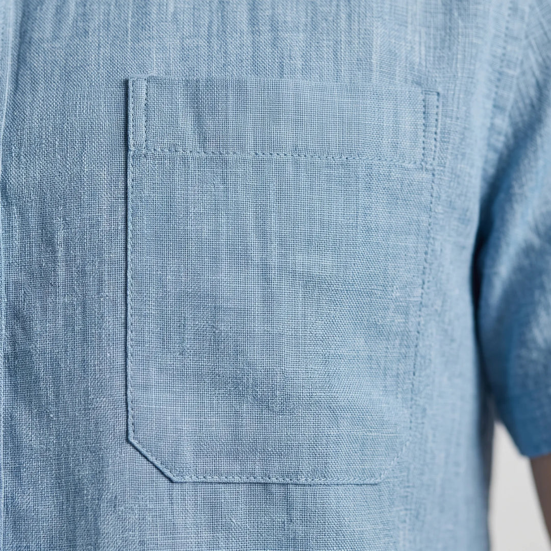 Comfortabel casual herenoverhemd met korte mouwen voor een frisse zomerlook. Ideaal voor dagelijkse herenmode.