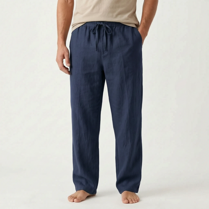 Comfortabele heren zomerbroek met rechte pijpen en trekkoord, ideaal voor een relaxte pasvorm.