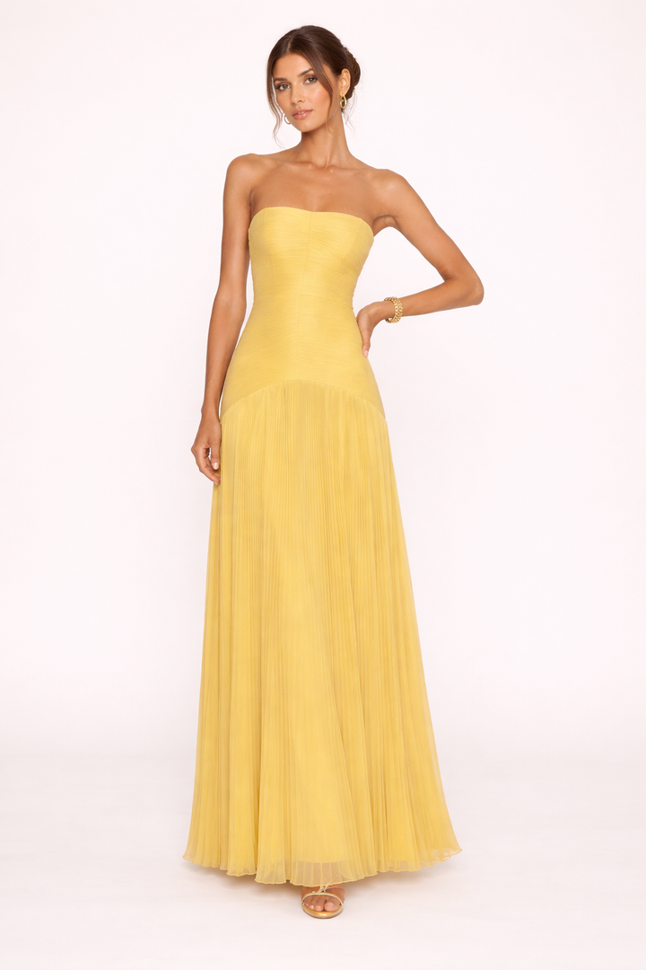 Chique dames strapless geplooide maxi jurk; een elegante zomerjurk die comfort en stijl combineert.