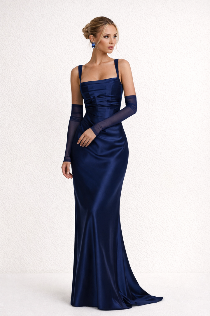 Lange slanke dames avondjurk zonder mouwen, een elegante keuze voor een feest of speciale gelegenheid.