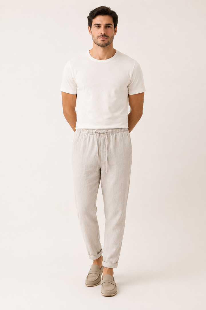 Lichte heren zomerbroek met rechte pijp en verstelbare tailleband, comfortabel en casual voor warme dagen.
