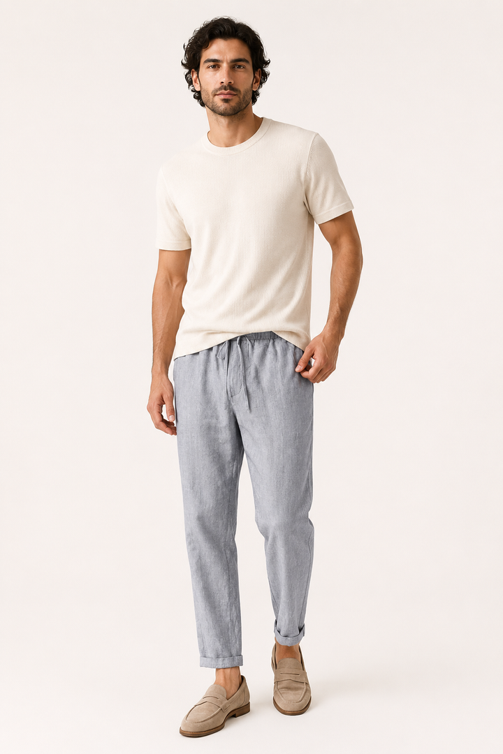 Grijze heren zomerbroek met rechte pijp en verstelbare tailleband; comfortabel voor dagelijks casual gebruik.