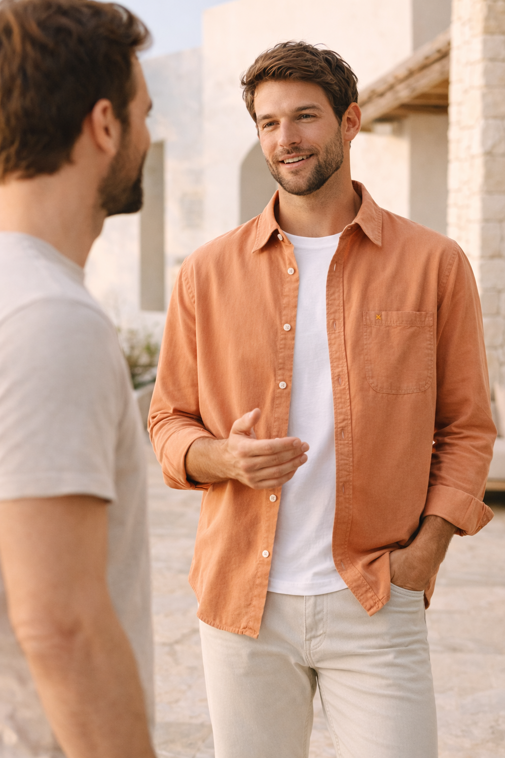 Casual herenoverhemd met lange mouwen voor lente en zomer. Stijlvol button-down shirt, veelzijdig voor elke gelegenheid.