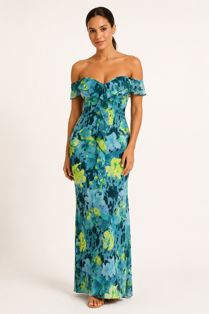 Soepele dames lange jurk met bloemprint en off-shoulder stijl. Elegante Bardot jurk voor de zomer.