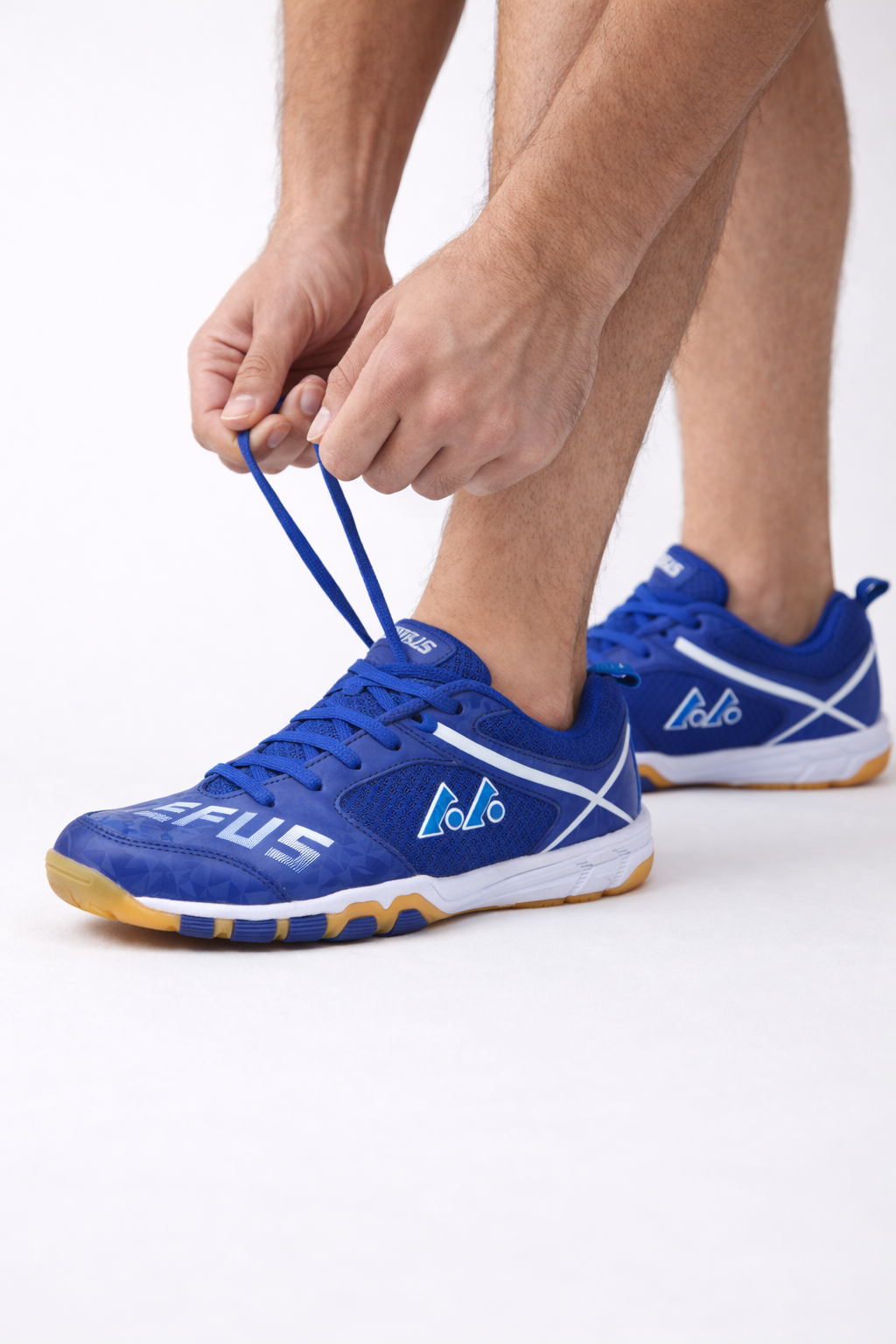 Heren badmintonschoenen met gripzool voor optimale stabiliteit en comfort tijdens sport.
