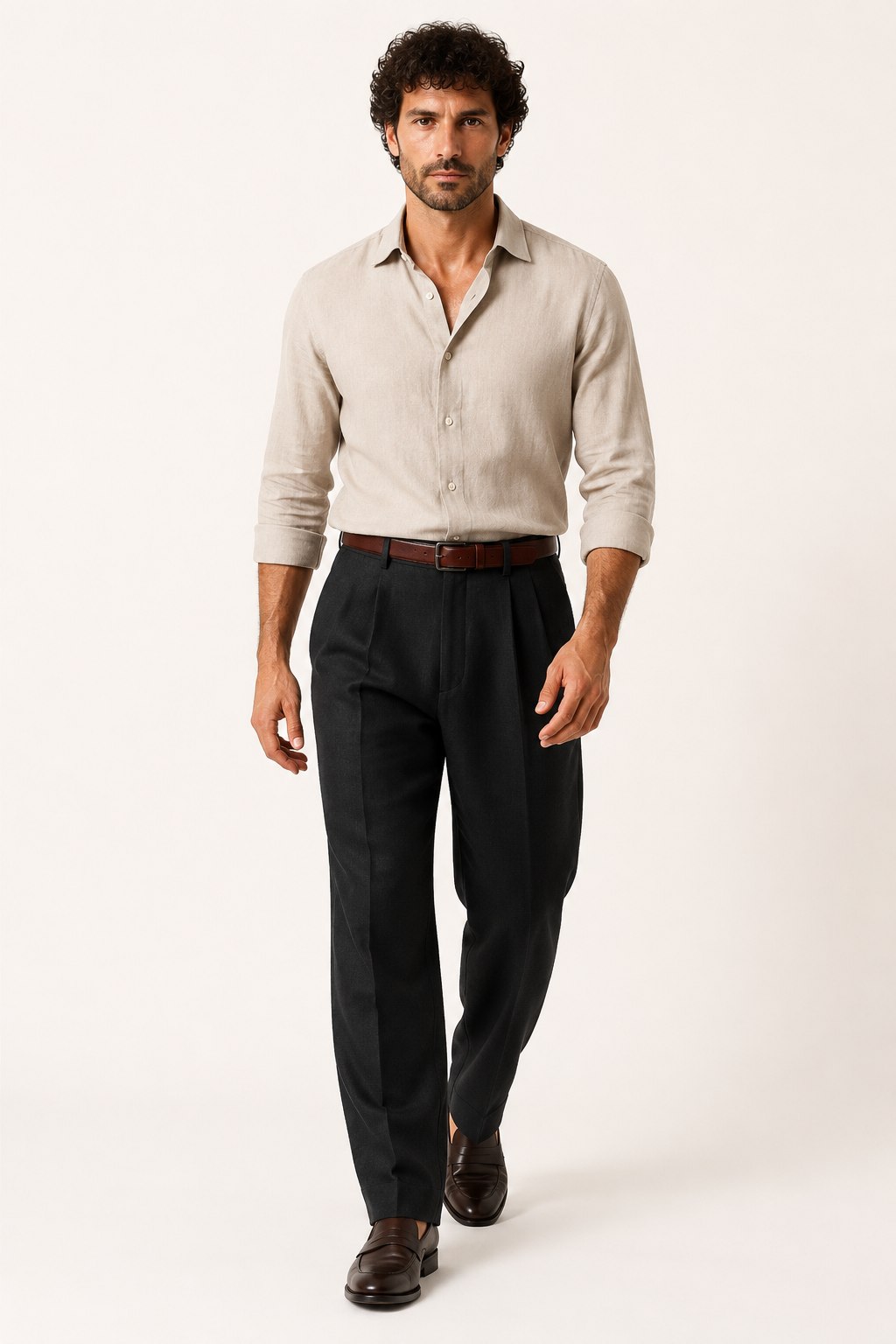 Ontspannen pasvorm herenbroek, plooibroek met wijde pijpen in beige, comfortabel voor smart casual stijl.