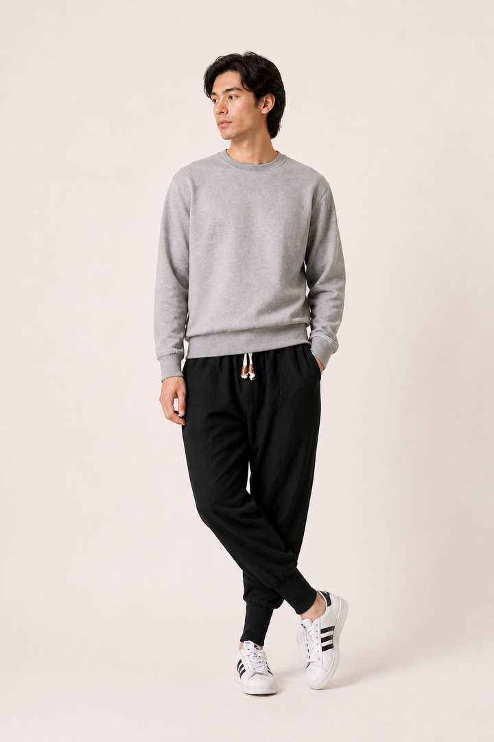 Casual zwarte heren jogger met trekkoord, ideaal voor dagelijks gebruik en een trendy look.