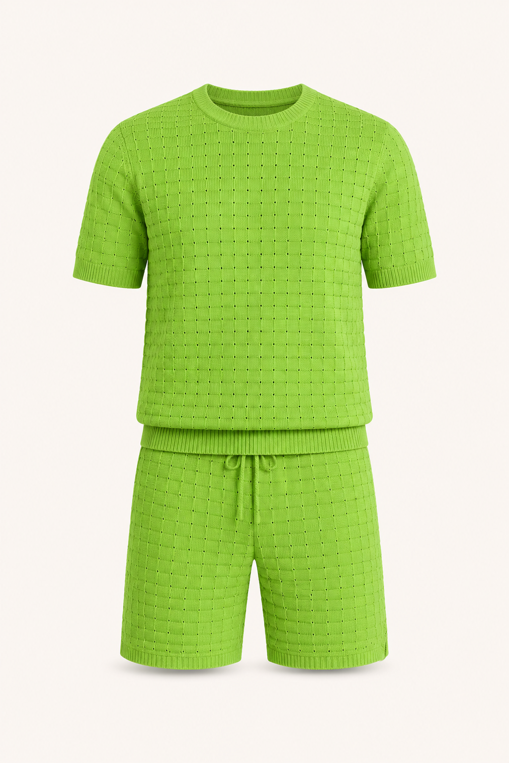Tweeledige herenset zomer met comfortabel T-shirt en bijpassende short, voor een complete casual look.