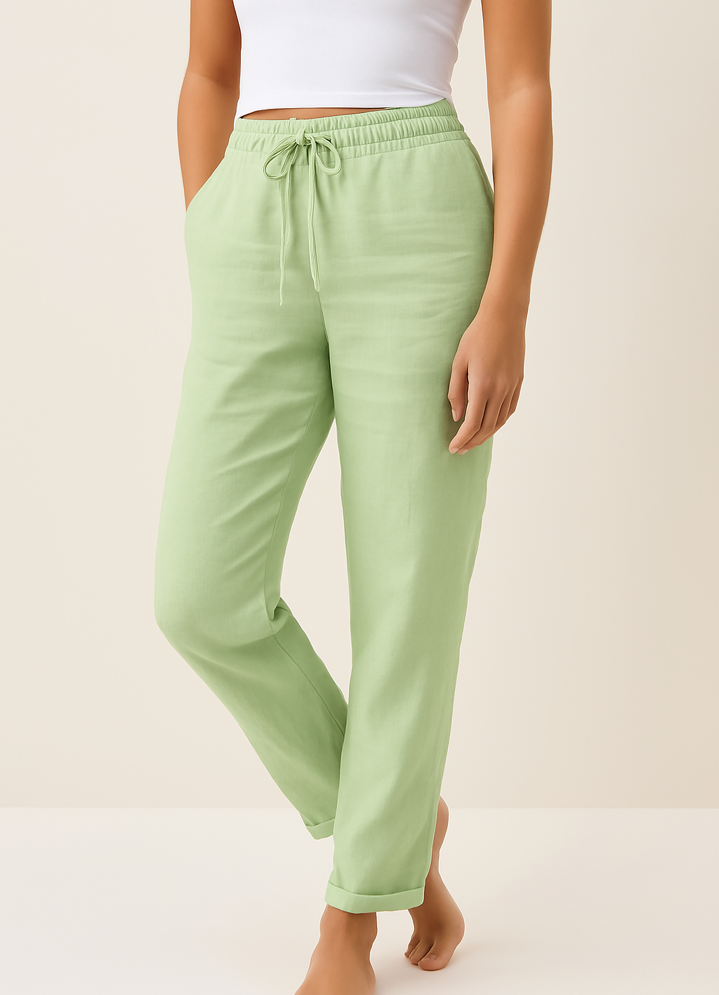 Luchtige linnenblend damesbroek voor zomer, comfortabel en stijlvol, ideaal voor casual en chique gelegenheden.