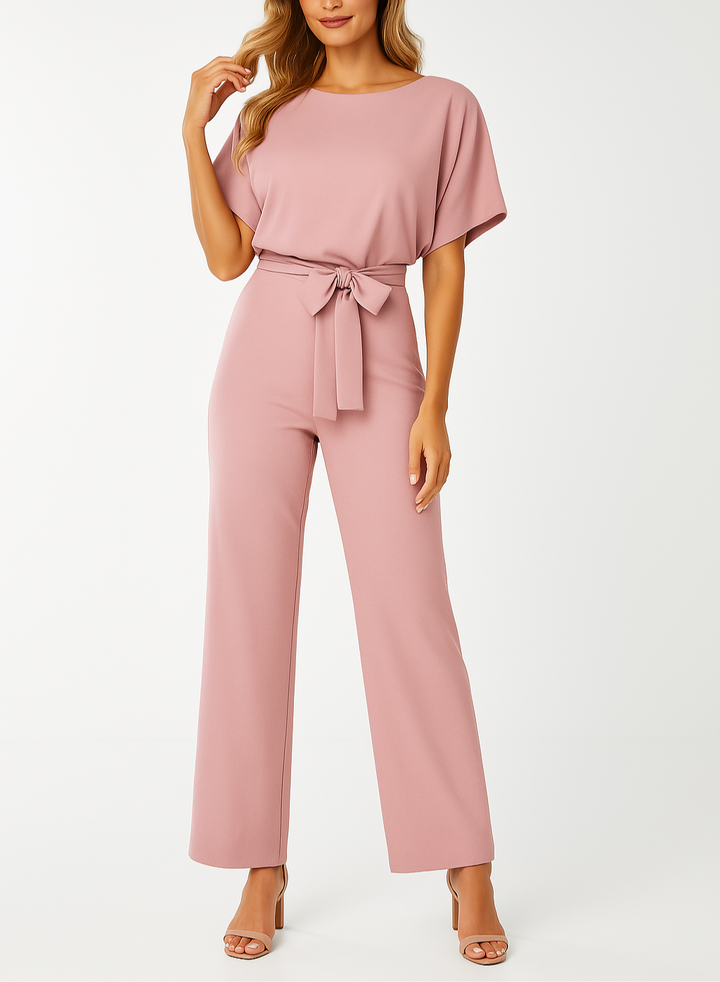 Sophia dames jumpsuit, elegantie en comfort moeiteloos gecombineerd voor een complete look.