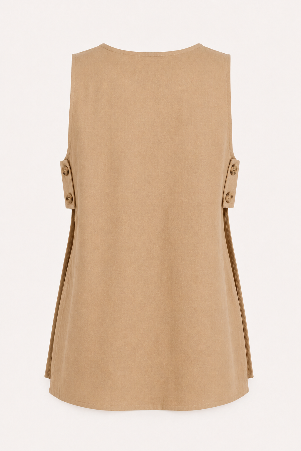 Beige tweedelige dames outfit: zomer vestje en korte broek van comfortabel linnen-katoen, perfect voor warme dagen.