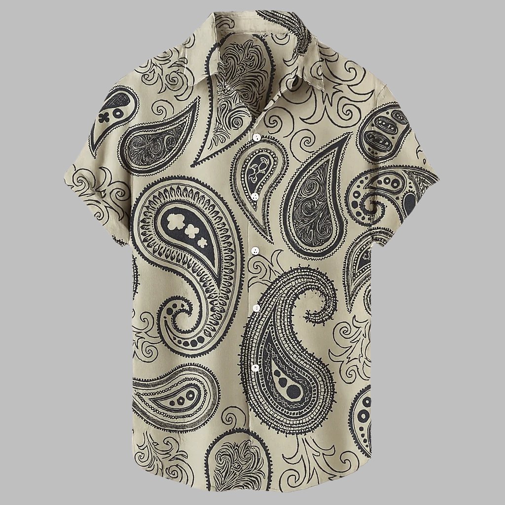 Zomers heren overhemd met casual korte mouwen en een kenmerkende tribalprint, perfect voor een ontspannen look.