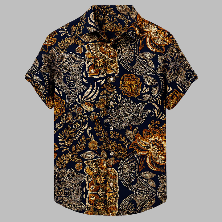 Heren overhemd met opvallende tribalprint en korte mouwen, ideaal voor zomerse casual outfits in Afrikaanse stijl.