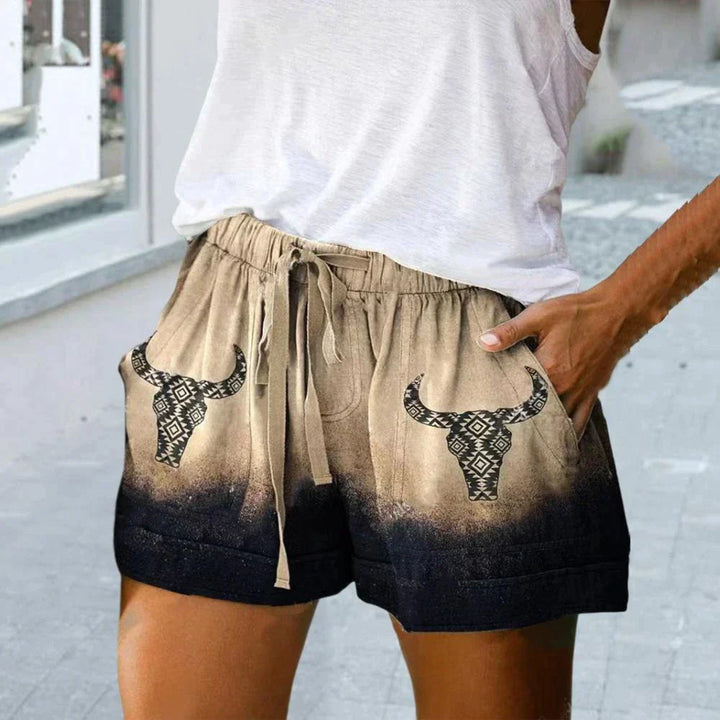Modieuze dames strandshort voor zonnige dagen. Perfect voor een comfortabele en stijlvolle vakantie-outfit.
