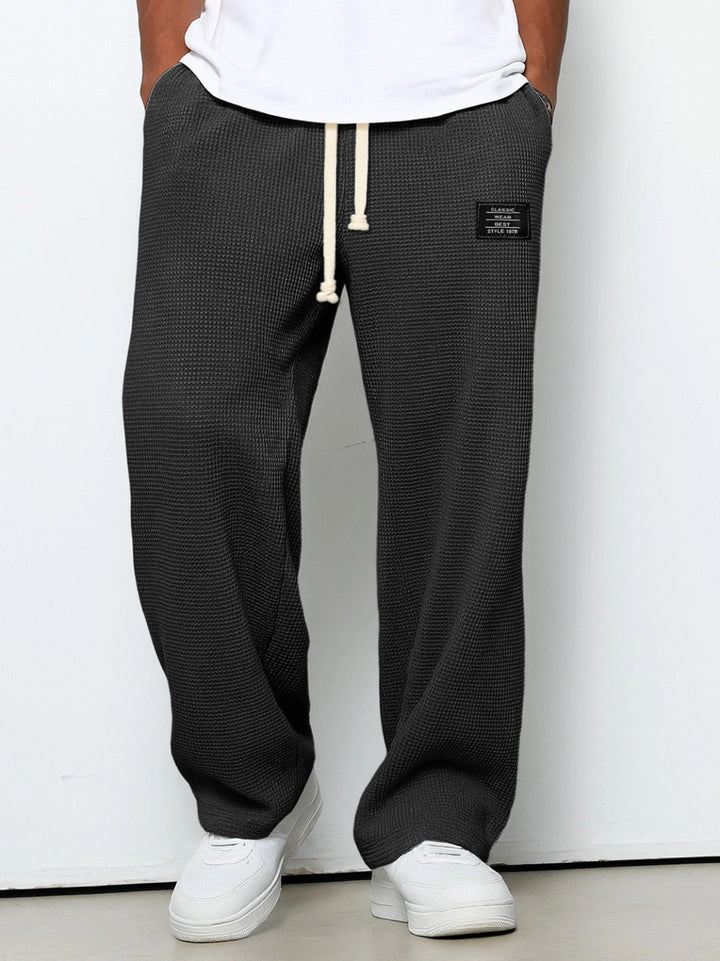 Duurzame herenbroek, casual comfort met verstelbare tailleband; ideaal voor actieve mannen.