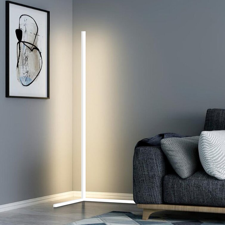 Design hoeklamp Viorra met LED verlichting. Perfect als sfeermaker in een moderne woonkamer of slaapkamer.