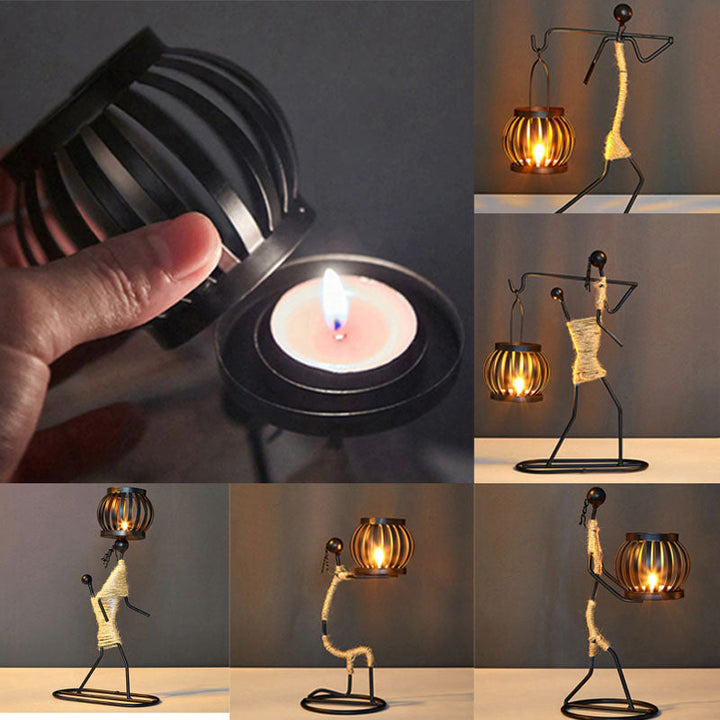 Gezellige gietijzeren kaarsenhouder, robuuste decoratie voor een warme sfeer.