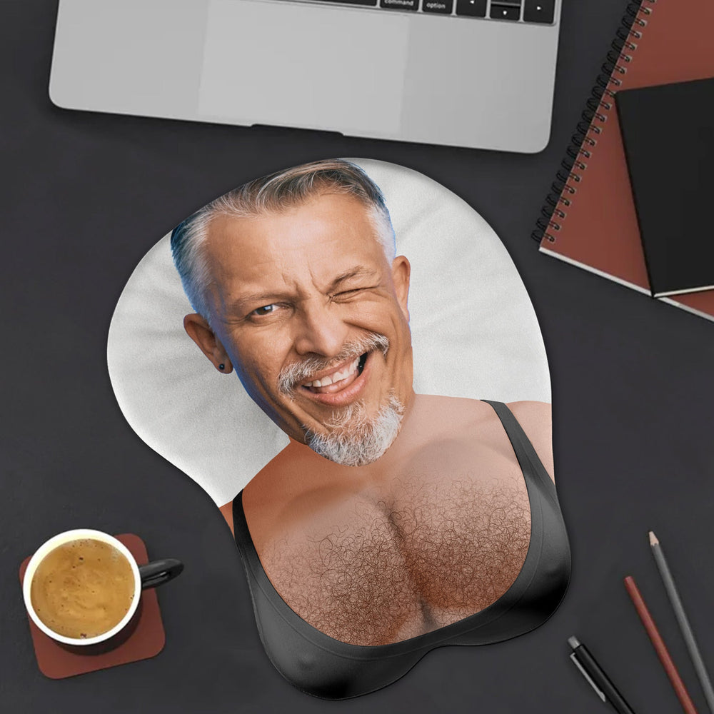 Grappige 3D muismat met foto, perfect als gepersonaliseerd humoristisch cadeau met comfortabele polssteun.